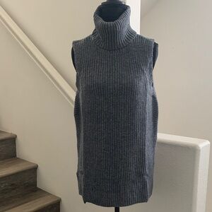 NWT Merona Light Gray Sleeveless Turtleneck Sweater.